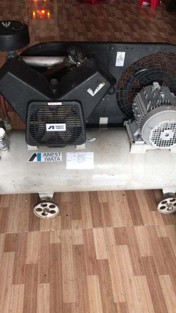 Máy nén khí không dầu Iwata 3hp 80 lít. Mua bán Đồ chuyên dụng, Giống nuôi trồng tại Thành phố Quảng Ngãi Quảng Ngãi được đăng bởi Mỹ Trinh hình 1