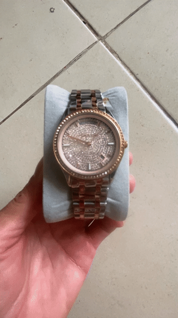 đồng hồ nữ hiệu Michael Kors. Mua bán Đồng hồ tại Quận Ninh Kiều Cần Thơ được đăng bởi Hồ Văn Tín hình 1