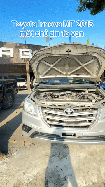 Toyota Innova 2015 MT 13 vạn Bạc. Mua bán Ô tô tại Quận Hoàng Mai Hà Nội được đăng bởi Phạm quang đồng hình 1