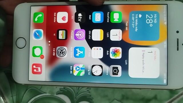 iPhone 6s Plus 32GB Vàng Đã sử dụng. Mua bán Điện thoại tại Thành phố Thủ Đức Tp Hồ Chí Minh được đăng bởi Thanh Ly SD hình 1