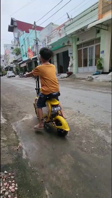 Xe điện mini Lizahe Vàng. Mua bán Xe điện tại Thành phố Long Xuyên An Giang được đăng bởi KhoiNguyen hình 1