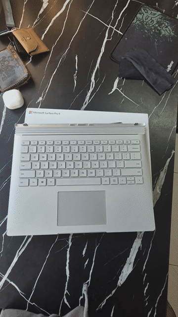 Bàn phím  Microsoft Surface Book 3 có VGA VÀ PIN. Mua bán Phụ kiện (Màn hình, Chuột...) tại Quận Bình Tân Tp Hồ Chí Minh được đăng bởi Hồ Viết Thành hình 1
