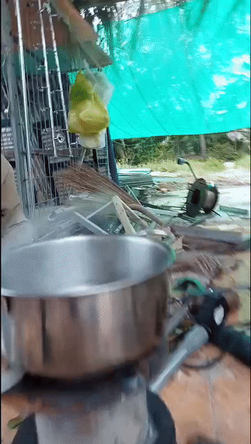 Bếp dầu nhớt gia đình không khói. Mua bán Bếp, lò, đồ điện nhà bếp tại Huyện Bình Tân Vĩnh Long được đăng bởi Tran Ngọc Anh hình 1