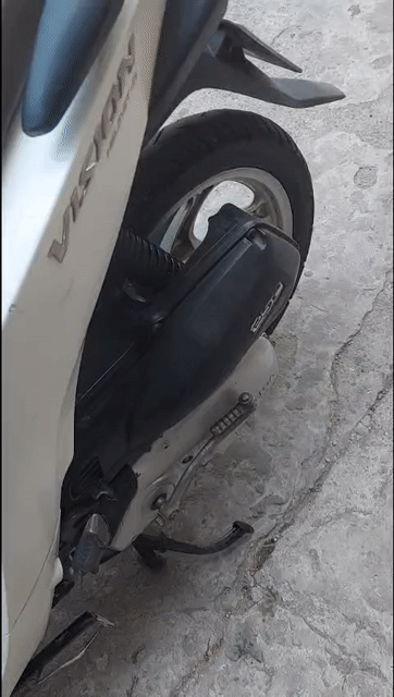 Honda Vision Trắng Đã sử dụng. Mua bán Xe máy tại Quận Hoàng Mai Hà Nội được đăng bởi Phan Lan Phương hình 1