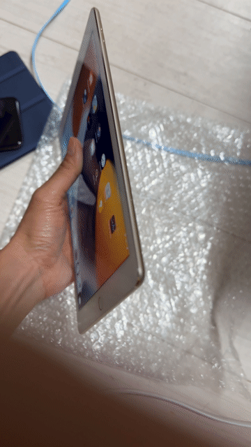 Apple iPad Air 2 Wi-Fi + 4G 64GB Vàng Nhật. Mua bán Máy tính bảng tại Thành phố Thủ Đức Tp Hồ Chí Minh được đăng bởi Dương Hoàng Anh hình 1