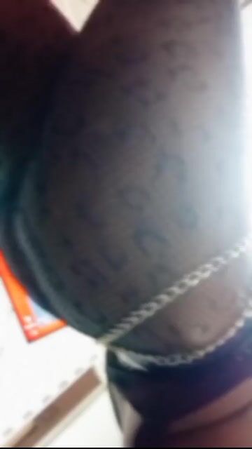 Model - ValeskaJackson findom