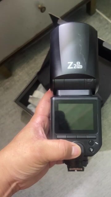 Đèn flash Neewer Z2pro Đen. Mua bán Máy ảnh, Máy quay tại Quận Tân Phú Tp Hồ Chí Minh được đăng bởi Cường hình 1