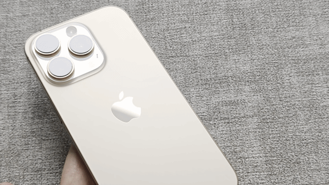 IPhone 16 Pro 128GB Sa Mạc VN/A Sạc 40L BH 12/26. Mua bán Điện thoại tại Quận 3 Tp Hồ Chí Minh được đăng bởi Minh Phạm  hình 1