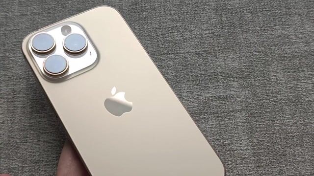 IPhone 16 Pro 128GB Sa Mạc VN/A Sạc 40L BH 12/26. Mua bán Điện thoại tại Quận 3 Tp Hồ Chí Minh được đăng bởi Minh Phạm  hình 1