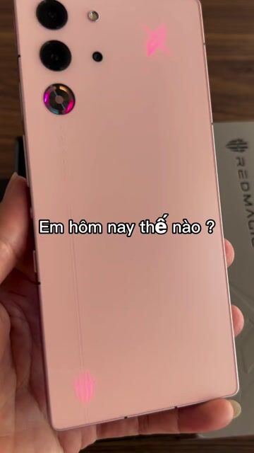 RedMagic 10 Pro 512GB Hồng Pink Mora. Mua bán Điện thoại tại Thị xã Bến Cát Bình Dương được đăng bởi Thế Giới Phone hình 1