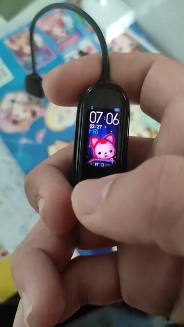 Xiaomi Mi Band 4 Đen Đã sử dụng. Mua bán Thiết bị đeo thông minh tại Huyện Bến Lức Long An được đăng bởi Phan Tấn hình 1