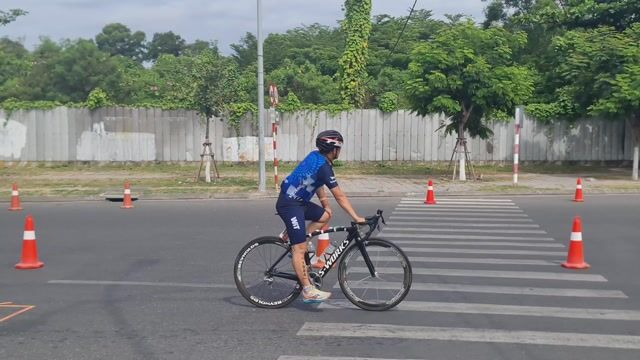 Xe đua road S-WORKS FULL CARBON Ultegar,1,6-1,68m. Mua bán Xe đạp tại Quận Ngũ Hành Sơn Đà Nẵng được đăng bởi Trần Quốc Tuấn hình 1