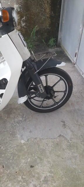 Honda Cub có đề, giấy tờ đầy đủ. Mua bán Xe máy tại Huyện Châu Thành Hậu Giang được đăng bởi Hoa kiểng duy khánh hình 1
