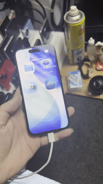 iPhone 15 Lock CNC Đen 97-98%. Mua bán Điện thoại tại Quận Gò Vấp Tp Hồ Chí Minh được đăng bởi Quảng Phạm Mua Iphone Lock và QT  HCM hình 1