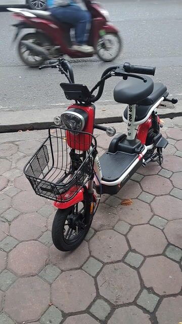Xe đạp điện Yadea MiNi Đỏ. Mua bán Xe đạp tại Quận Đống Đa Hà Nội được đăng bởi Thiên Hương hình 1
