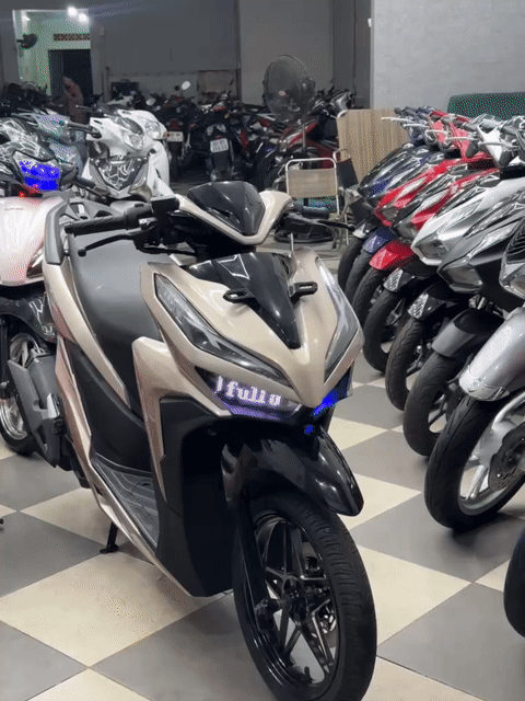 Honda Vario 150 2019 độ full option. Mua bán Xe máy tại Huyện Trảng Bom Đồng Nai được đăng bởi Của Hàng Xe Máy U Phong hình 1