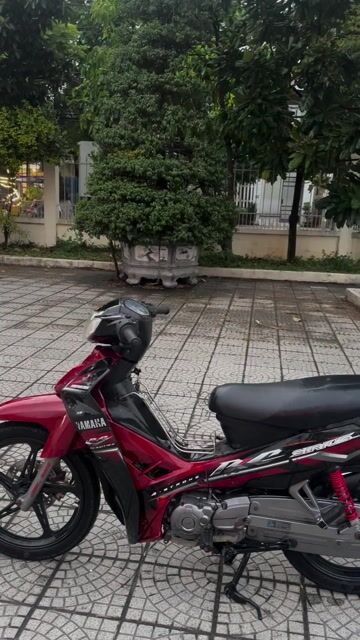 Si 2012 bs 75 cực kỳ đẹp , chất , chạy cực kì sướn. Mua bán Xe máy tại Quận Liên Chiểu Đà Nẵng được đăng bởi Lê Sang hình 1