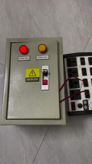 Tủ đảo 2 công tơ luân phiên 15 ngày, có đèn báo. Mua bán Nội thất, đồ gia dụng khác tại Quận Hà Đông Hà Nội được đăng bởi Đồ dùng giá hạt rẻ hình 1