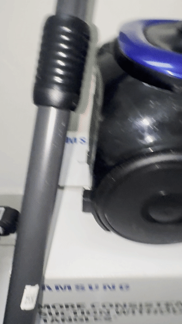 Máy hút bụi Samsung VC18M2120SB/SV Xanh. Mua bán Nội thất, đồ gia dụng khác tại Quận 12 Tp Hồ Chí Minh được đăng bởi Tiêu Linh Tiểu Loan hình 1