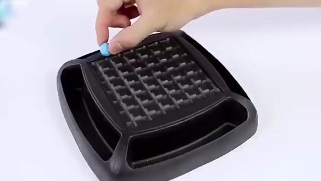Bộ đồ chơi cờ đẩy bi xóa bóng logic Rainbow Ball. Mua bán Mẹ và bé tại Quận Phú Nhuận Tp Hồ Chí Minh được đăng bởi Thành Nguyên hình 1