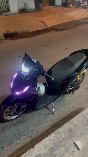 Honda Vision 2019 màu Đen. Mua bán Xe máy tại Thành phố Thủ Đức Tp Hồ Chí Minh được đăng bởi Nguyễn Duy Bảo hình 1