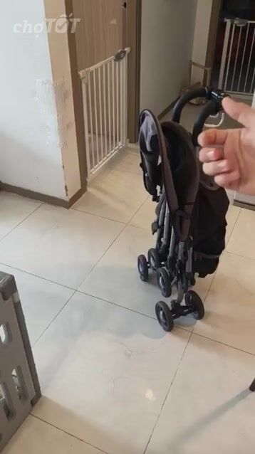 Xe Đẩy COMBI Gấp Siu Gọn. Mua bán Mẹ và bé tại Quận 4 Tp Hồ Chí Minh được đăng bởi Ho Anh Triet hình 1