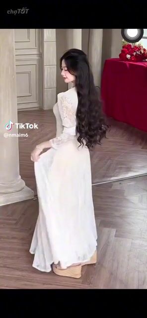 Đầm dự tiệc Nữ Ren Trắng Tiểu thư S. Mua bán Quần áo tại Quận Hai Bà Trưng Hà Nội được đăng bởi Nguyễn Linh hình 1