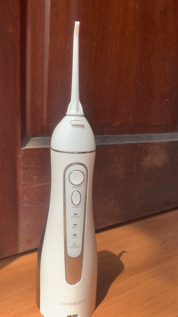 Máy tăm nước LocknLock Trắng - 1 đổi 1. Mua bán Thiết bị vệ sinh, nhà tắm tại Quận 5 Tp Hồ Chí Minh được đăng bởi Lương Trường Sinh hình 1