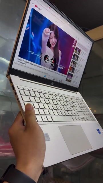 HP Pavilion i7 11th Gen 15.6 inch 8GB/512GB. Mua bán Laptop tại Quận Gò Vấp Tp Hồ Chí Minh được đăng bởi Thanh lí cầm đồ hình 1