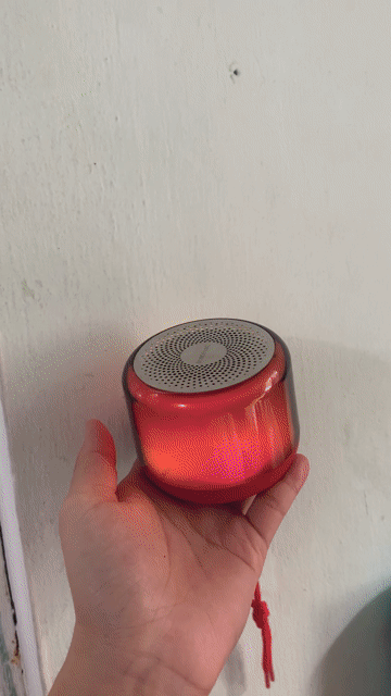 Loa Bluetooth Đỏ Đèn LED Bluetooth Mới 100%. Mua bán Tivi, Âm thanh tại Quận Hải Châu Đà Nẵng được đăng bởi Hieu hình 1