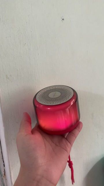 Loa Bluetooth Đỏ Đèn LED Bluetooth Mới 100%. Mua bán Tivi, Âm thanh tại Quận Hải Châu Đà Nẵng được đăng bởi Hieu hình 1