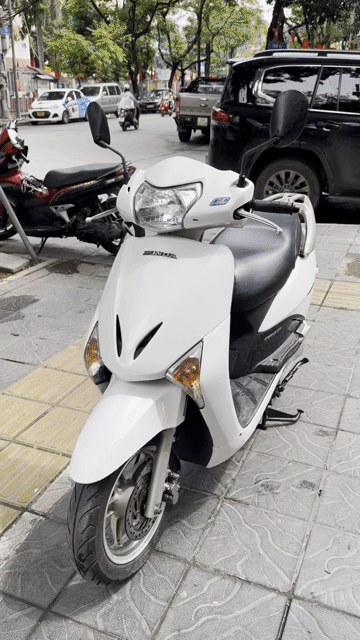 Honda Lead Trắng đời cuối chính chủ. Mua bán Xe máy tại Quận Nam Từ Liêm Hà Nội được đăng bởi An Nhiên Nguyễn hình 1