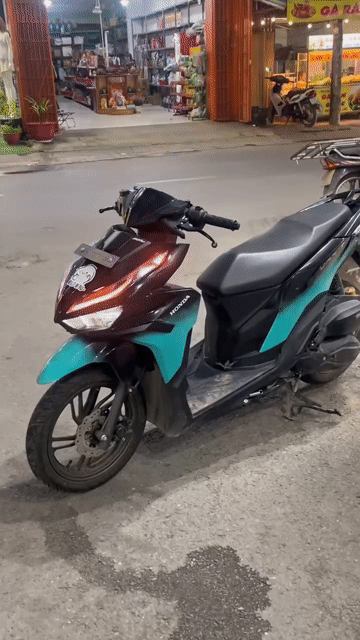 Honda Vario 125i 2025 Đen Xanh 2700 km. Mua bán Xe máy tại Quận Gò Vấp Tp Hồ Chí Minh được đăng bởi Ngoc Hong hình 1