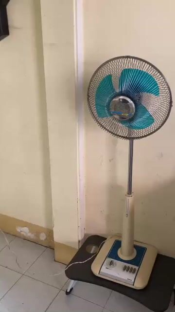 Quạt đứng National Nhật bản .Cao 1.2m cánh 30cm.. Mua bán Quạt tại Thành phố Phú Quốc Kiên Giang được đăng bởi Japanese goods hình 1