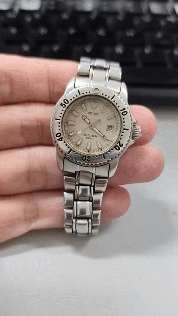 Seiko Scuba Diver 200m – Quartz 3E25-2000 – Japan. Mua bán Đồng hồ tại Huyện Tư Nghĩa Quảng Ngãi được đăng bởi Anh Tuấn 76 hình 1