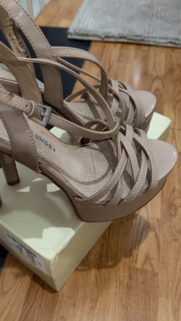Giày cao gót Nữ Da bóng Nude size 39. Mua bán Giày dép tại Quận 3 Tp Hồ Chí Minh được đăng bởi Xuân Hương hình 1