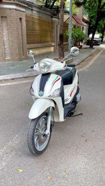 LIBERTY 125 3V IE BIỂN HÀ NỘI ĐỜI CHÓT. Mua bán Xe máy tại Quận Cầu Giấy Hà Nội được đăng bởi Đỗ Mai hình 1