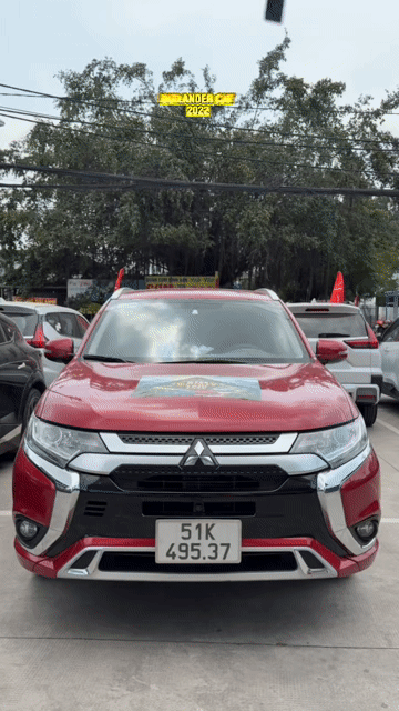 🔥SIÊU ĐẸP- Outlander CVT 2022 Đỏ 34.600 km. Mua bán Ô tô tại Thành phố Thủ Đức Tp Hồ Chí Minh được đăng bởi Tú Tú Trinh hình 1