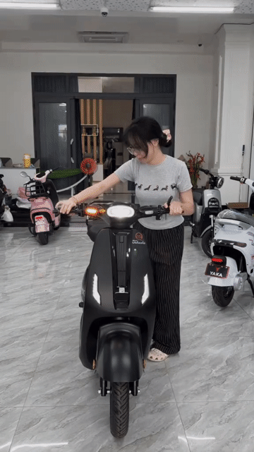 Xe điện Hot trend. Mua bán Xe máy tại Huyện Gò Công Tây Tiền Giang được đăng bởi Xe điện Smile Chi nhánh Gò Công Tây hình 1