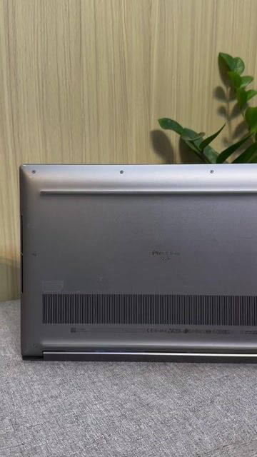 Dell Precision 5570 i7-12700H 16GB/1TB RTX A2000. Mua bán Laptop tại Quận Gò Vấp Tp Hồ Chí Minh được đăng bởi Hiếu Laptop hình 1