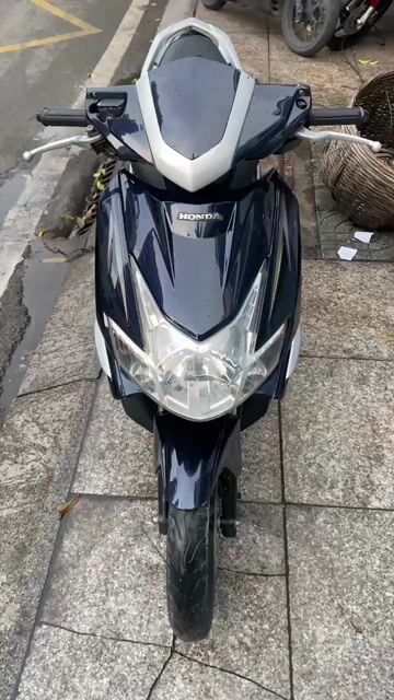Honda air blade FI 2010 mới 90% biển số 61. Mua bán Xe máy tại Quận Tân Phú Tp Hồ Chí Minh được đăng bởi Tuanduy hình 1