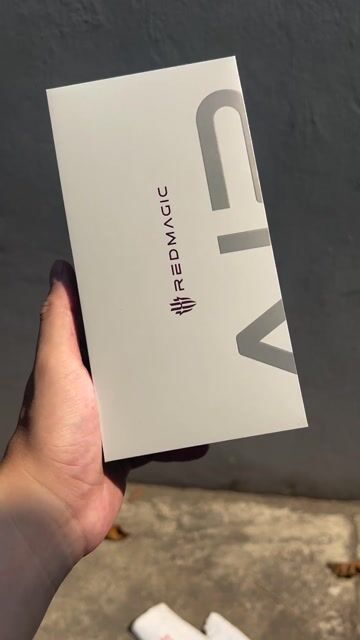 Redmagic 11 Air chính hãng 12GB  256GB New seal. Mua bán Điện thoại tại Quận Liên Chiểu Đà Nẵng được đăng bởi NGUYỄN HUY hình 1