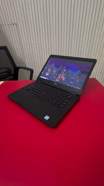 Dell Latitude 5470 I5 6300u Ram 8G SSD 256G 14"FHD