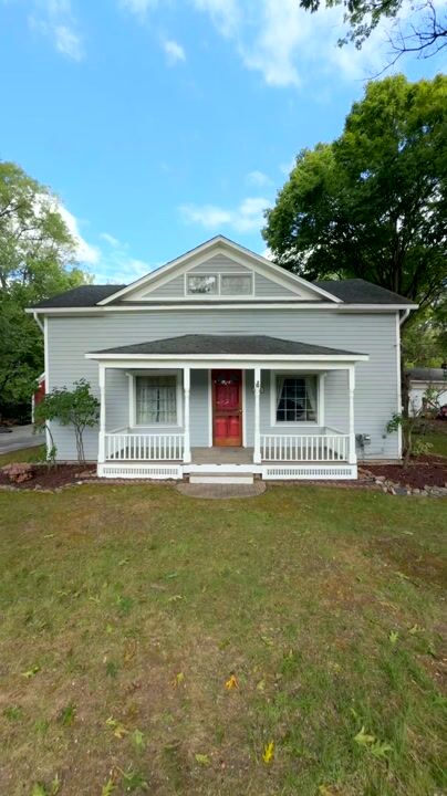 Listing video for 32100 W 9 Mile Rd, Farmington