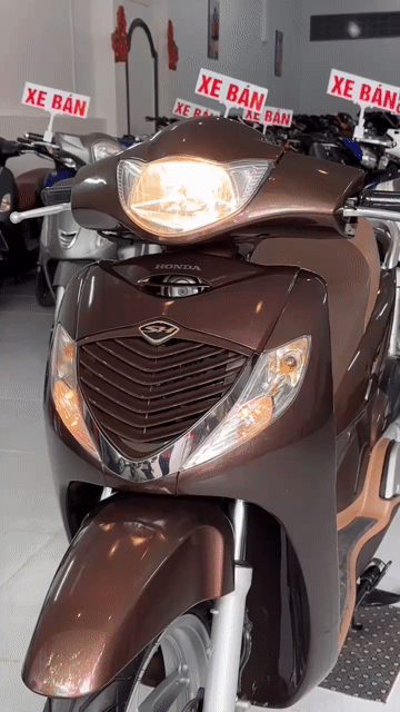 Honda SH 150i nhập ý. Mua bán Xe máy tại Quận Ninh Kiều Cần Thơ được đăng bởi MINH THIỆN bán xe trả góp hình 1