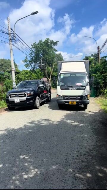 cần bán isuzu 1t9 đời 2017 thùng 4m38. Mua bán Xe tải, xe ben tại Quận 12 Tp Hồ Chí Minh được đăng bởi Nguyễn Huỳnh  hình 1