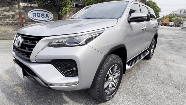 Toyota Fortuner 2022 2.4 4x2 MT - 120 km. Mua bán Ô tô tại Quận Tân Phú Tp Hồ Chí Minh được đăng bởi Lê huy vũ hình 1