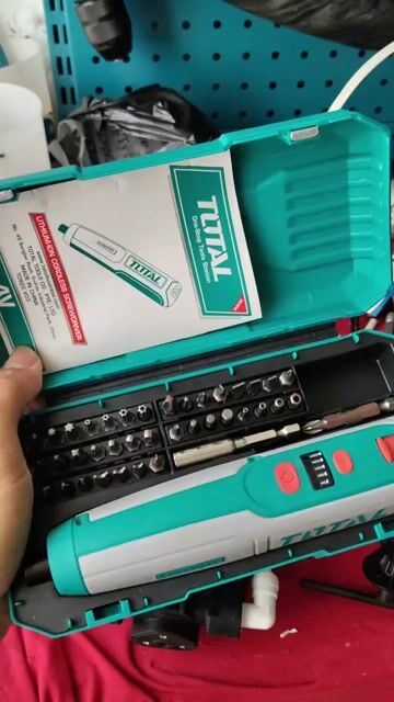 Máy siết vít pin Total TSDLI0406 4V USB Type-C. Mua bán Nội thất, đồ gia dụng khác tại Quận Ninh Kiều Cần Thơ được đăng bởi Duynguyencantho hình 1