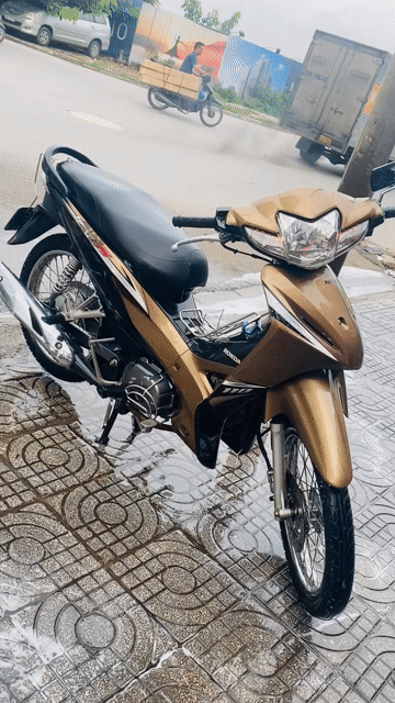 Honda Wave S 2014 Nâu 18.000 km. Mua bán Xe máy tại Huyện Hoài Đức Hà Nội được đăng bởi Ms.Thảo hình 1