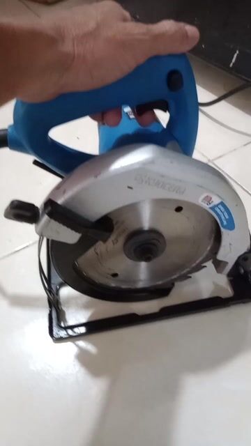 Máy cắt gỗ Kyocera MW-46A Nhật Bản Xanh Bạc. Mua bán Đồ chuyên dụng, Giống nuôi trồng tại Thành phố Long Xuyên An Giang được đăng bởi Lê Ngọc Hòa  hình 1